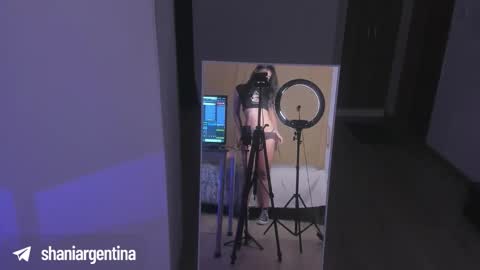 Snapshot of shaniargentina chatting on 12/16/25, 02:27 Shani Argentina online show from 12/16/25, 02:27