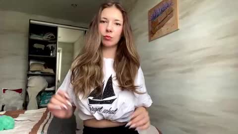 Shanika online show from 02/02/26, 07:51