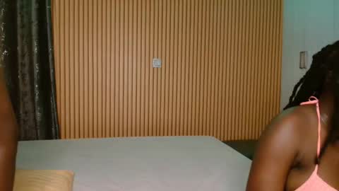 Shaniz online show from 11/08/25, 03:56