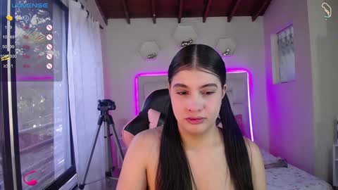 Shana online show from 01/21/25, 01:11