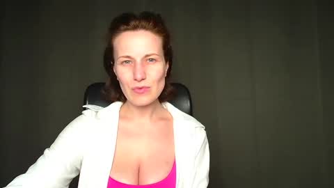 Snapshot of shannen_sweet chatting on 05/04/26, 11:17 Shannen online show from 05/04/26, 11:17