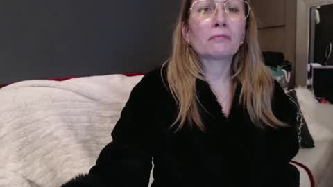 Shannon07 online show from 02/23/25, 01:13