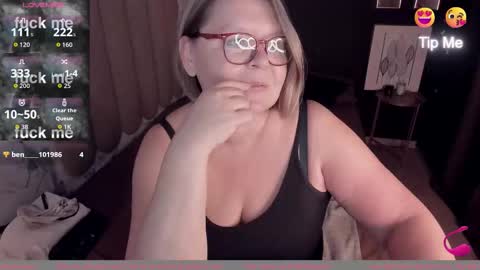 Shannon online show from 09/18/25, 01:24