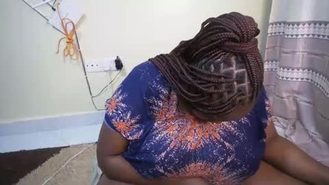 shanny_123 online show from 11/20/25, 07:02