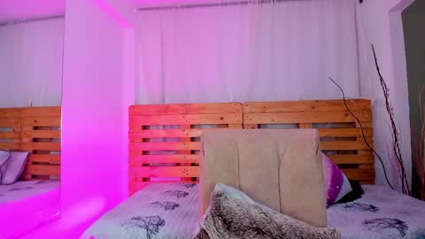 Shantal online show from 04/23/26, 12:40