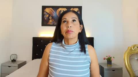 Snapshot of shanon_mature_ chatting on 06/02/26, 06:54 Shanon online show from 06/02/26, 06:54