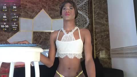 Snapshot of shantal_chocolet chatting on 09/26/25, 01:48 Shantal Chocolet online show from 09/26/25, 01:48