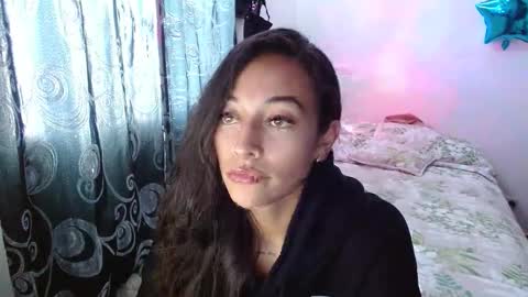shantal_d01 online show from 09/30/25, 07:19