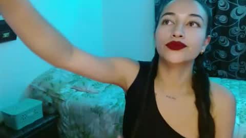 Snapshot of shantal_d03 chatting on 01/23/25, 02:02 shantal_d03 online show from 01/23/25, 02:02