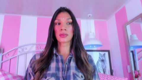 Snapshot of shantal_ferrer3 chatting on 05/15/26, 06:48 shantal_ferrer3 online show from 05/15/26, 06:48