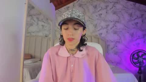 Snapshot of shantal_thompson21 chatting on 11/16/25, 03:34 Shantal online show from 11/16/25, 03:34