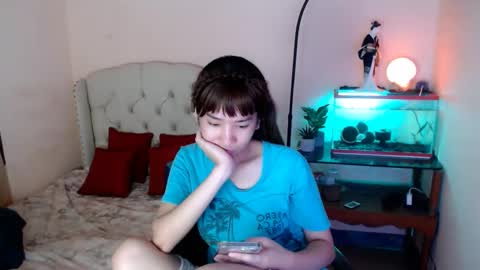 Snapshot of shantalfoxxy chatting on 02/04/25, 02:21 SHANTA FOX s online show from 02/04/25, 02:21