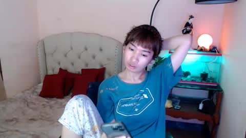 Snapshot of shantalfoxxy chatting on 02/24/25, 11:43 SHANTA FOX s online show from 02/24/25, 11:43