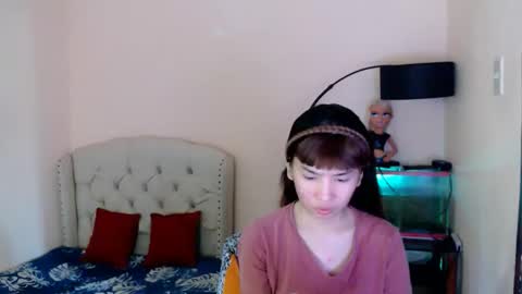 SHANTA FOX  s online show from 04/25/26, 06:16