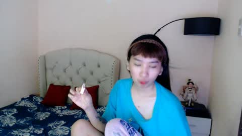 Snapshot of shantalfoxxy chatting on 07/24/26, 01:25 SHANTA FOX s online show from 07/24/26, 01:25
