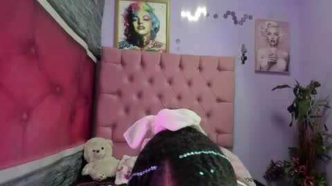 shantalks online show from 09/25/25, 04:16