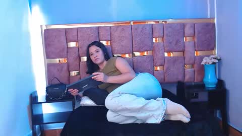 shantall 05 online show from 01/07/26, 07:49