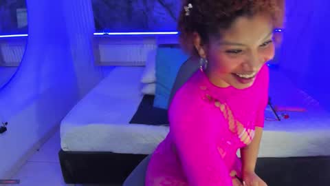 shantall bluuee online show from 02/27/26, 05:07