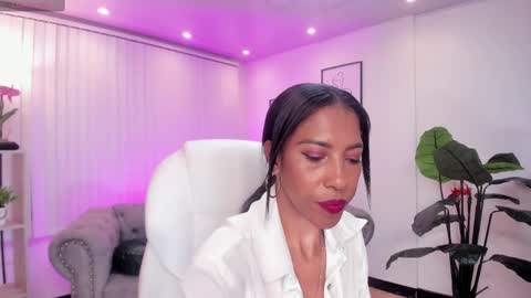 Shantall wills online show from 02/23/25, 02:18