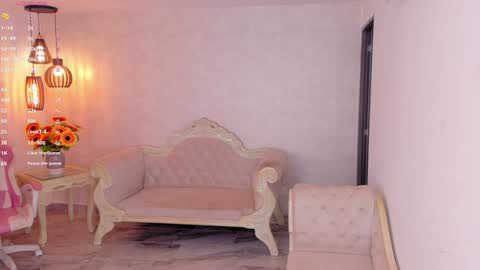 ShantallKnowles online show from 11/10/25, 11:31