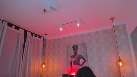 Shantal online show from 12/17/25, 11:16