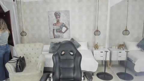 Shantal online show from 02/12/26, 11:27