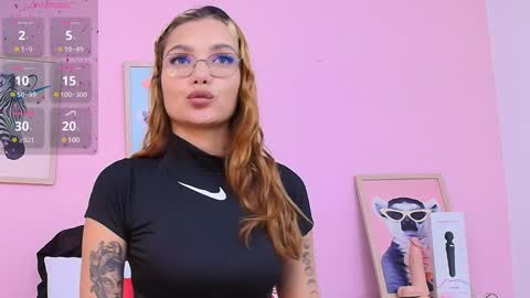 Snapshot of shantallvegga chatting on 01/02/25, 09:28 Shantall online show from 01/02/25, 09:28