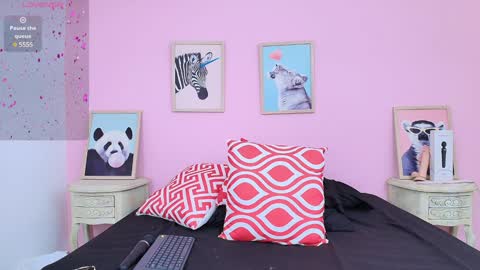 Snapshot of shantallvegga chatting on 01/08/25, 11:09 Shantall online show from 01/08/25, 11:09