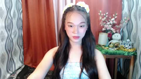 Snapshot of shantel_xx chatting on 12/27/24, 10:45 Shantel online show from 12/27/24, 10:45