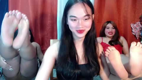 Snapshot of shantel_xx chatting on 02/25/25, 02:11 Shantel online show from 02/25/25, 02:11