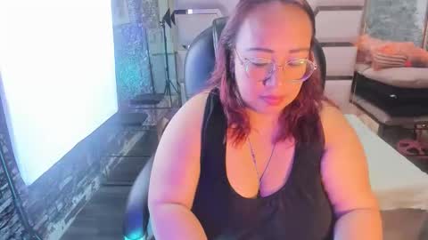 Snapshot of shara_oz chatting on 03/02/26, 03:20 Shara Oz online show from 03/02/26, 03:20