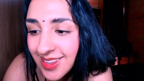 Snapshot of sharain chatting on 01/08/25, 09:44 My real name is bella Much Gust online show from 01/08/25, 09:44