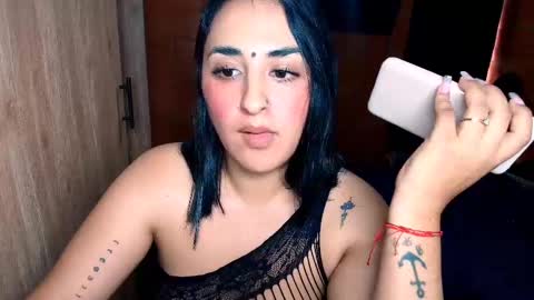 Snapshot of sharain chatting on 02/26/25, 07:38 My real name is bella Much Gust online show from 02/26/25, 07:38