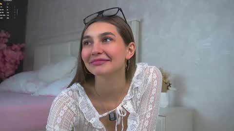 Ellysa and Mila online show from 02/08/26, 11:13