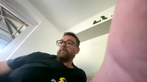 Sharksboy online show from 05/10/26, 05:12