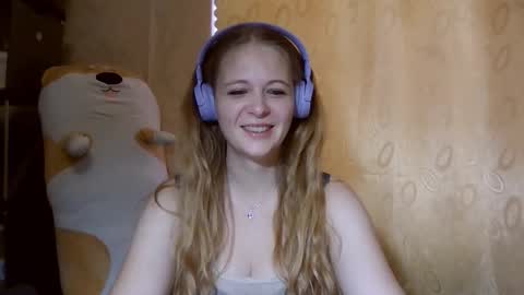 Annie online show from 10/03/25, 06:54