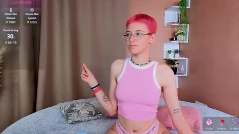 Snapshot of sharli_rose chatting on 09/25/25, 04:32 Sharli online show from 09/25/25, 04:32