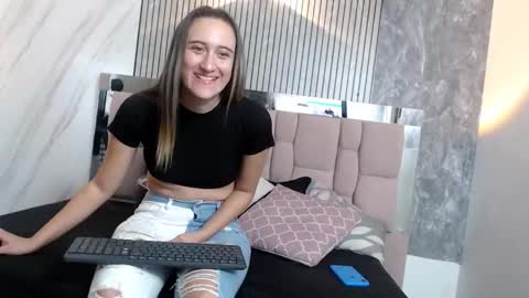 Sara online show from 12/05/25, 11:41