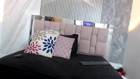 Sara online show from 02/04/26, 12:33