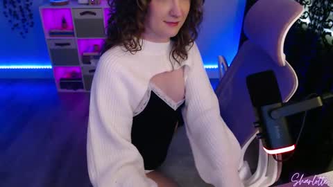 SharlotteL online show from 03/20/26, 10:47