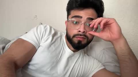 sharmaaditya7253 online show from 12/05/25, 07:21