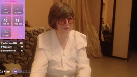 Snapshot of sharon_amore chatting on 12/31/24, 03:31 Helena online show from 12/31/24, 03:31
