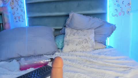 Sharon online show from 01/21/25, 06:23