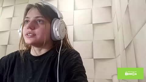 Amanda online show from 12/17/25, 12:55