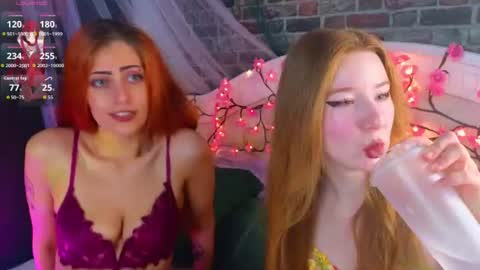 Snapshot of sharonrodrigueez chatting on 06/17/26, 07:37 Lola and Stacey online show from 06/17/26, 07:37