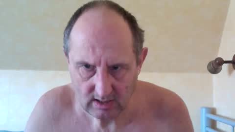 Peter online show from 02/08/25, 01:01