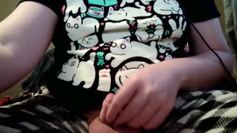 Snapshot of shathara chatting on 10/25/25, 03:07 Shay online show from 10/25/25, 03:07