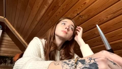 Snapshot of shavonflosi chatting on 05/18/26, 05:35 Maria online show from 05/18/26, 05:35