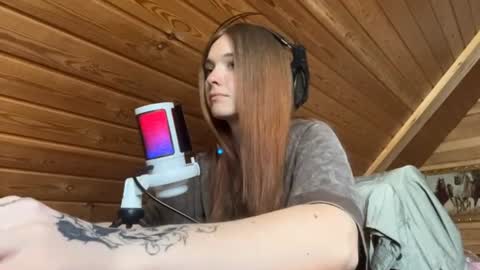 Snapshot of shavonflosi chatting on 06/28/26, 04:18 Maria online show from 06/28/26, 04:18