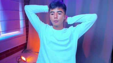 Shawn online show from 12/17/25, 01:06